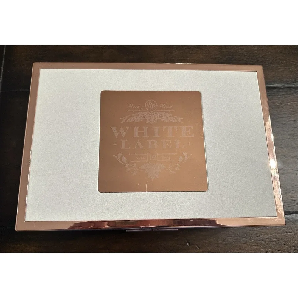 Rocky Patel White Label‎ Cigar Box - Leather with Rose Gold Hardware